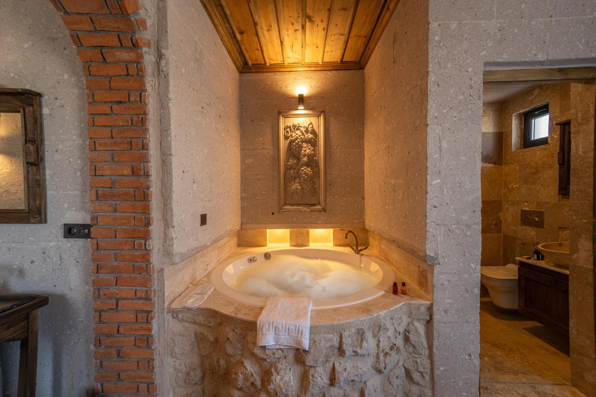 Отель Alin Stone House Учисар Экстерьер фото