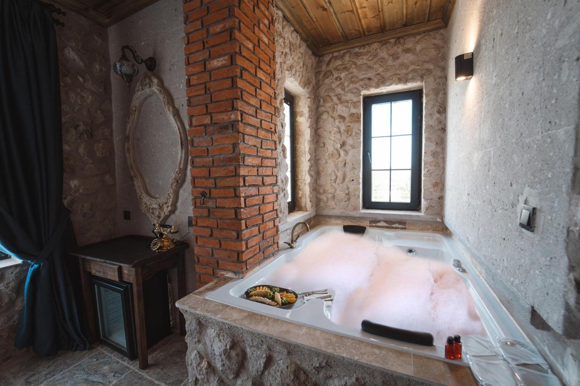 Отель Alin Stone House Учисар Экстерьер фото