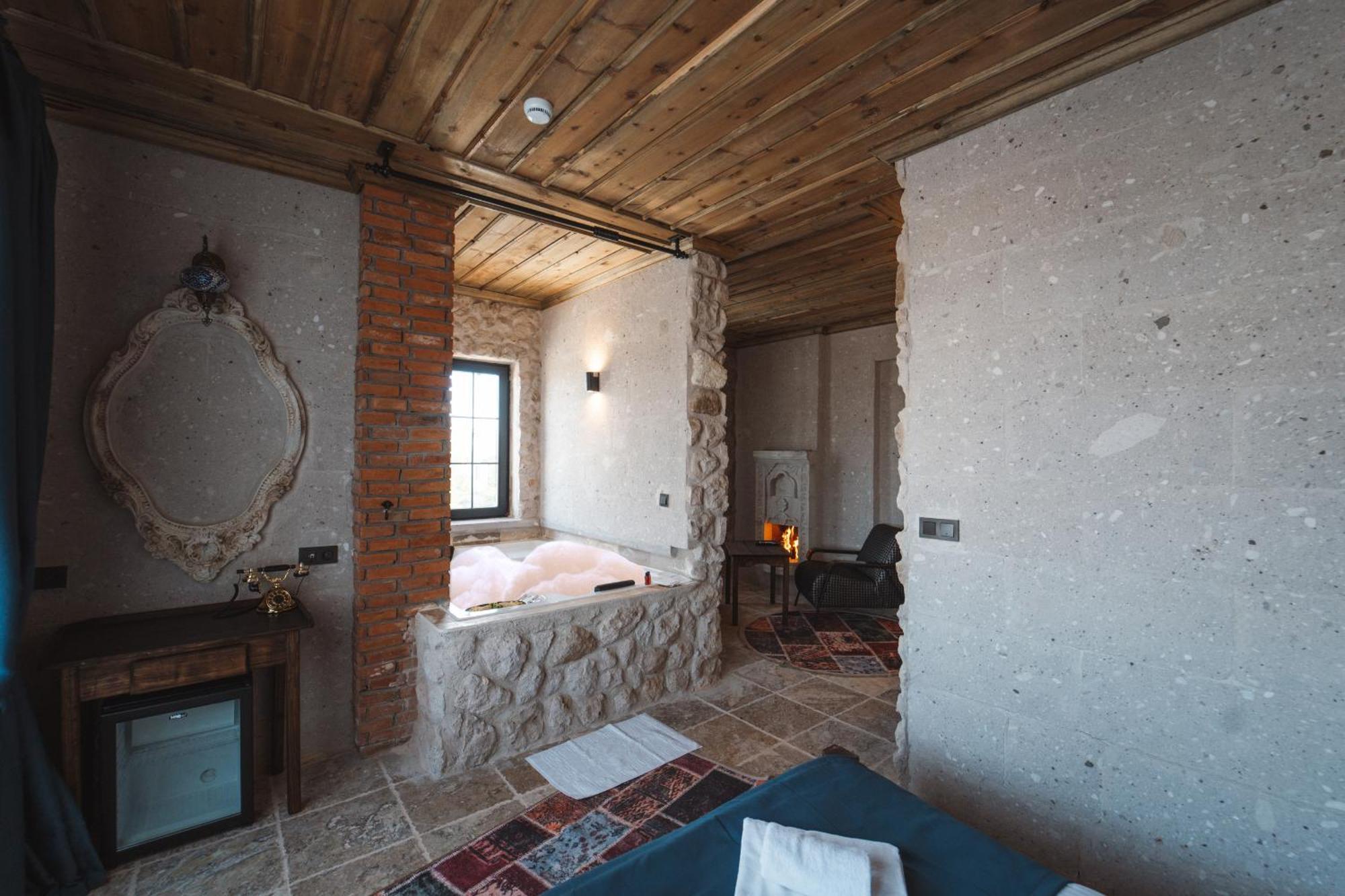 Отель Alin Stone House Учисар Экстерьер фото