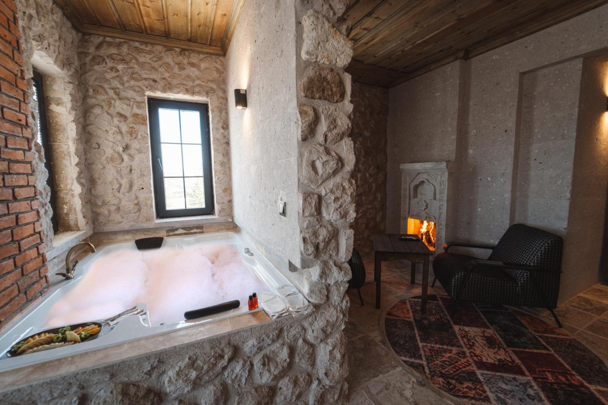 Отель Alin Stone House Учисар Экстерьер фото